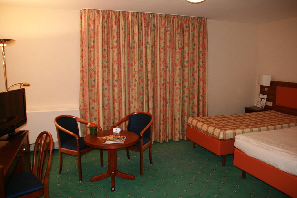 Best Western Hotel Ketterer สตุตการ์ต ภายนอก รูปภาพ